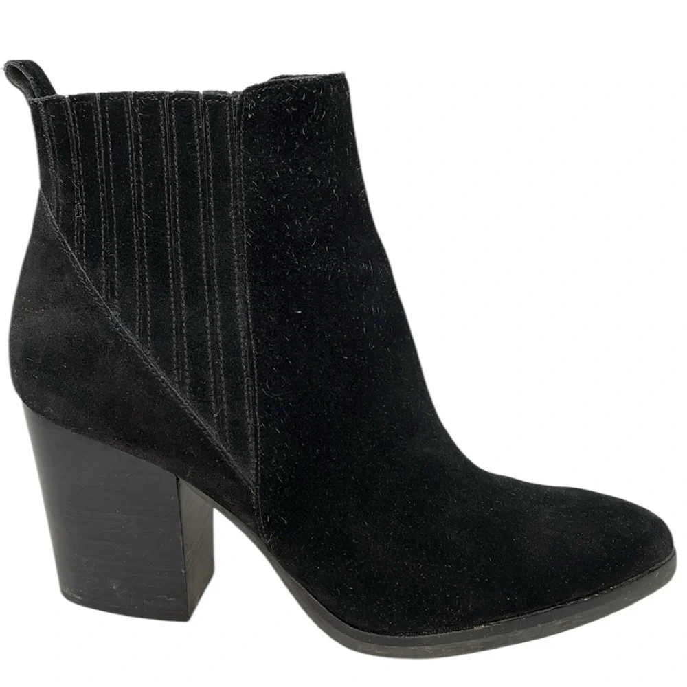 Marc Fisher Booties Black Suede Ankle Boots Pointed Toe Heeled Size 8.5
